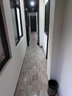 CR Residency - Near Us Embassy Chanakyapuri - New Delhi - 1