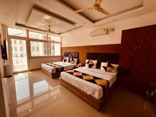 Mahadev Resort and Cafe Rishikesh !! Preferred partner ! Near Laxman Jhulla ! Top Rated Property - Rishikesh - 5