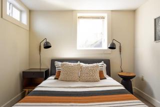 Stay Portland Collection - Joshua Tree Vibes in SE PDX - Local Bars & Food - Portland - 4