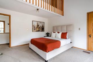 Stay Portland Collection - 4BR Preserved 1907 Classic Craftsman - Portland - 4