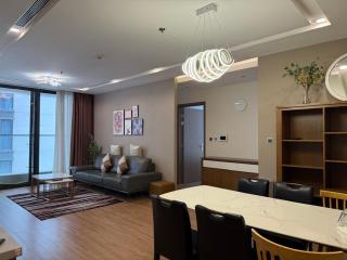 Vinhomes Metropolis Ha Noi 3 Bedroom - Hanoi - 9