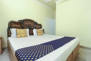 Hotel Star Inn - 7