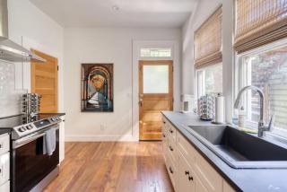 Stay Portland Collection - The Etourdissante Suite - Forest Park & Local Eats - Portland - 4