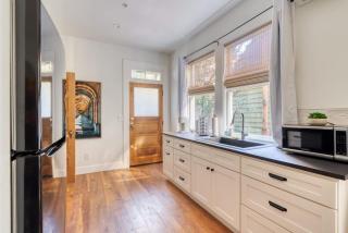 Stay Portland Collection - The Etourdissante Suite - Forest Park & Local Eats - Portland - 3