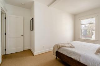 Hipster Vibe Apartment - Food Carts & Live Music - Portland - 3