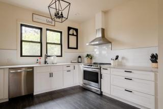 Stay Portland Collection - Fresh Farmhouse Remodel in SE Portland 96BikeScore - Portland - 6