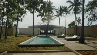 Nirva Ocean House - - 5