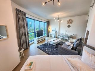 Bright & Valuable, close to Metro Station - 8