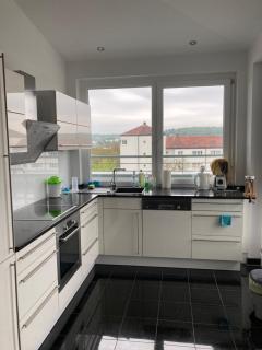 Privatzimmer mit Balkon in neuer, heller Penthouse Wohnung - Ratisbona - 5