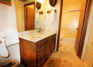 HCC0612 - Sitzmark Ski Condo townhouse - South Lake Tahoe - 2