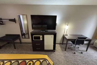 Super 8 by Wyndham Marshall - Marshall - 7