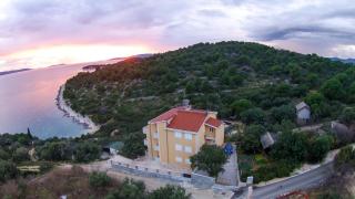Tatinja A6 - Trogir - 0