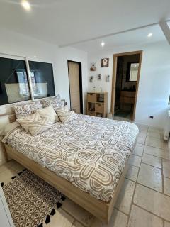 Appartement centre ville , type 3 , parking , proche gare - Sète - 7