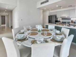 Incredible View - Fountain show - 4BR - PS5 and Games - 9