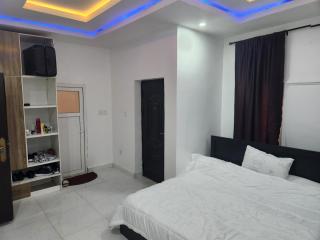 Bedosky Guesthouse - Enugu - 0