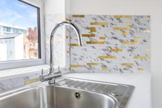 Trendy Studio Hideaway in Birmingham Jewellery Quarter - 3