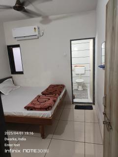 Keshv krupa 1 femeli banglow - Dwarka - 2