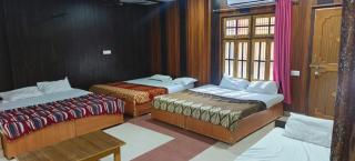 Dheeraj Inn - Jāmb - 9