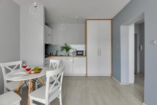 Central Apartment Gdynia by Lion Apartments - Gdynia - 4