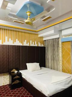 Hotel Blue Bird - 3