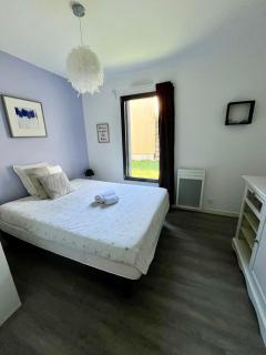 Peaceful house for 6 people 400 m from the sea - 2