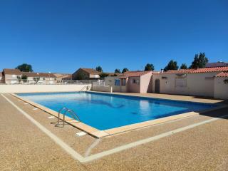 Les Ondins : Résidence avec piscine, jardin, proche de la plage - Marseillan - 9
