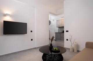 Swell Suites, Santorini - Vourvoulos - 9