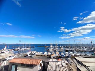 LE MILLESIME OLIVIER : Vue exceptionnelle sur la baie, appartement moderne avec une chambre et parking privé. - Marseillan - 7