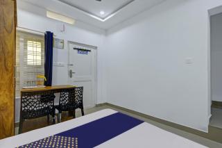 SPOT ON Hotel Aqua Palace Inn - Kannur - 1