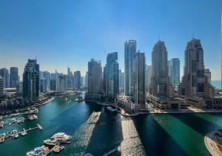 Livbnb - 2BR Apartment with Breathtaking Marina View - 7