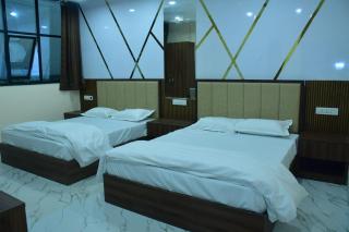 Hotel Heritage and Restaurant - - 4