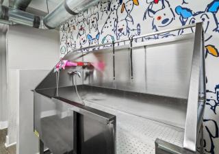 2BR Apartments in the Heart of Downtown CLE - 9