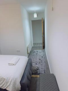 Comfy Stay - High Road Ilford - 4