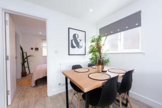 Bridge House Apartments - Free Parking - Shottery - 4