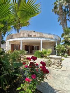 Villa Ginetta - - 0