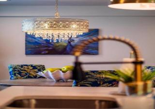 Luxury Home in the Heart of Gordon Square - Cleveland - 8