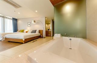 Jeju Bom stay & Art Gallery - 5