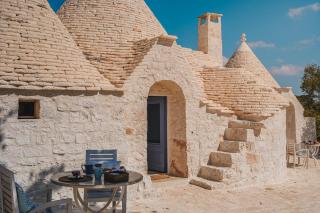 Lux Apulian Villa inside Trulli with unique pool - 3