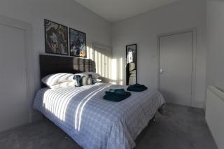 Dwell Living Stylish 4bd Home - Sunderland - 4