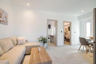 The Azure Suites - Haraki - 9