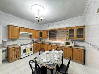 شقة مفروشة للايجار مميزه هادئه امنه ذات اطلاله رائعه - Amman - 5