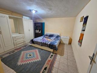 Cozy Home with a Lovely Garden - 2