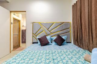 2bhk flat -5min from Goregaon Nesco - 8