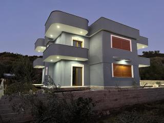 Vila Cano - Sarandë - 7