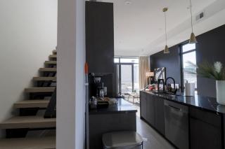 Unit 9 Luxe 2 Bedroom Penthouse Sleeps 6 - Washington - 2