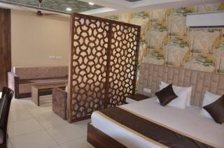 Royal Holiday Homes - 5