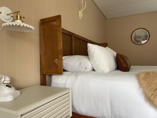 Berkshire Valley Inn - Williamstown - 4