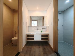 May Holiday 3BRs City Center - 7