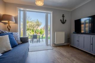 Cobbles End by Winterton Cottages - 2
