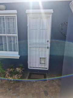 Jamieson Hide Away - 2
